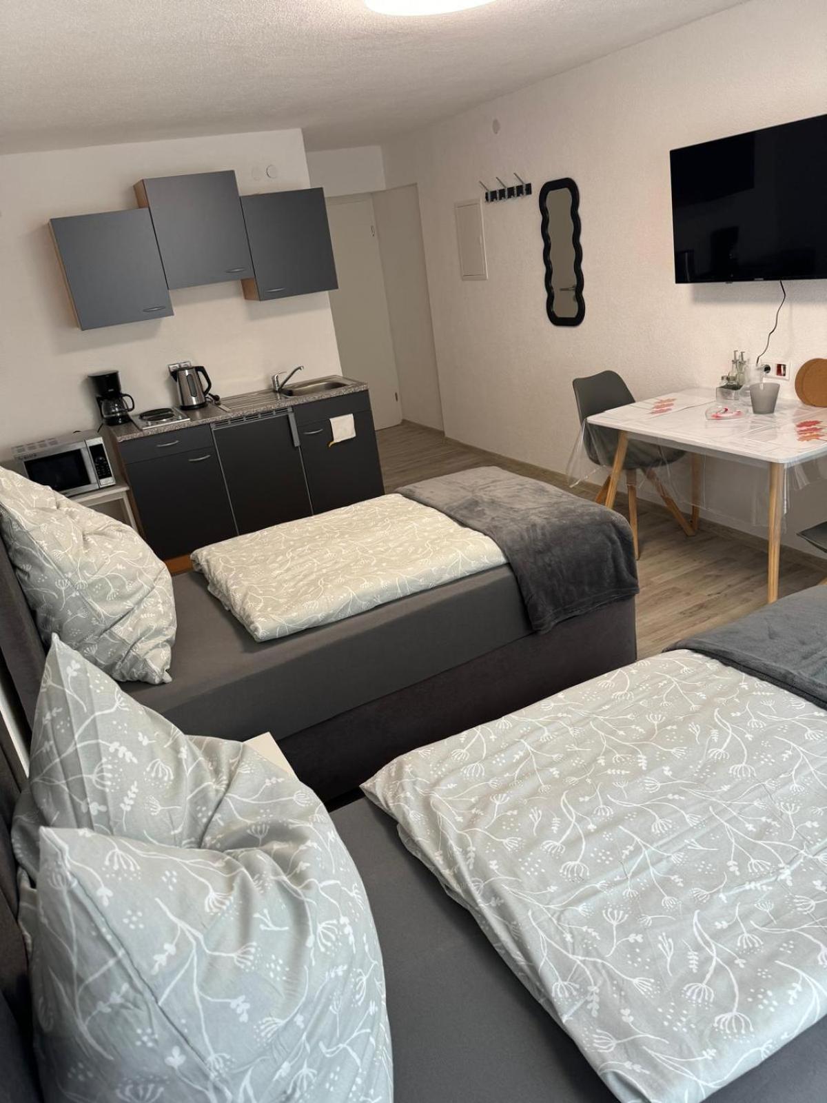 Heidenheim Unterkunft Bagian luar foto